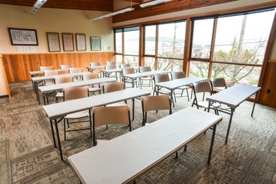classroom-set classroom-set